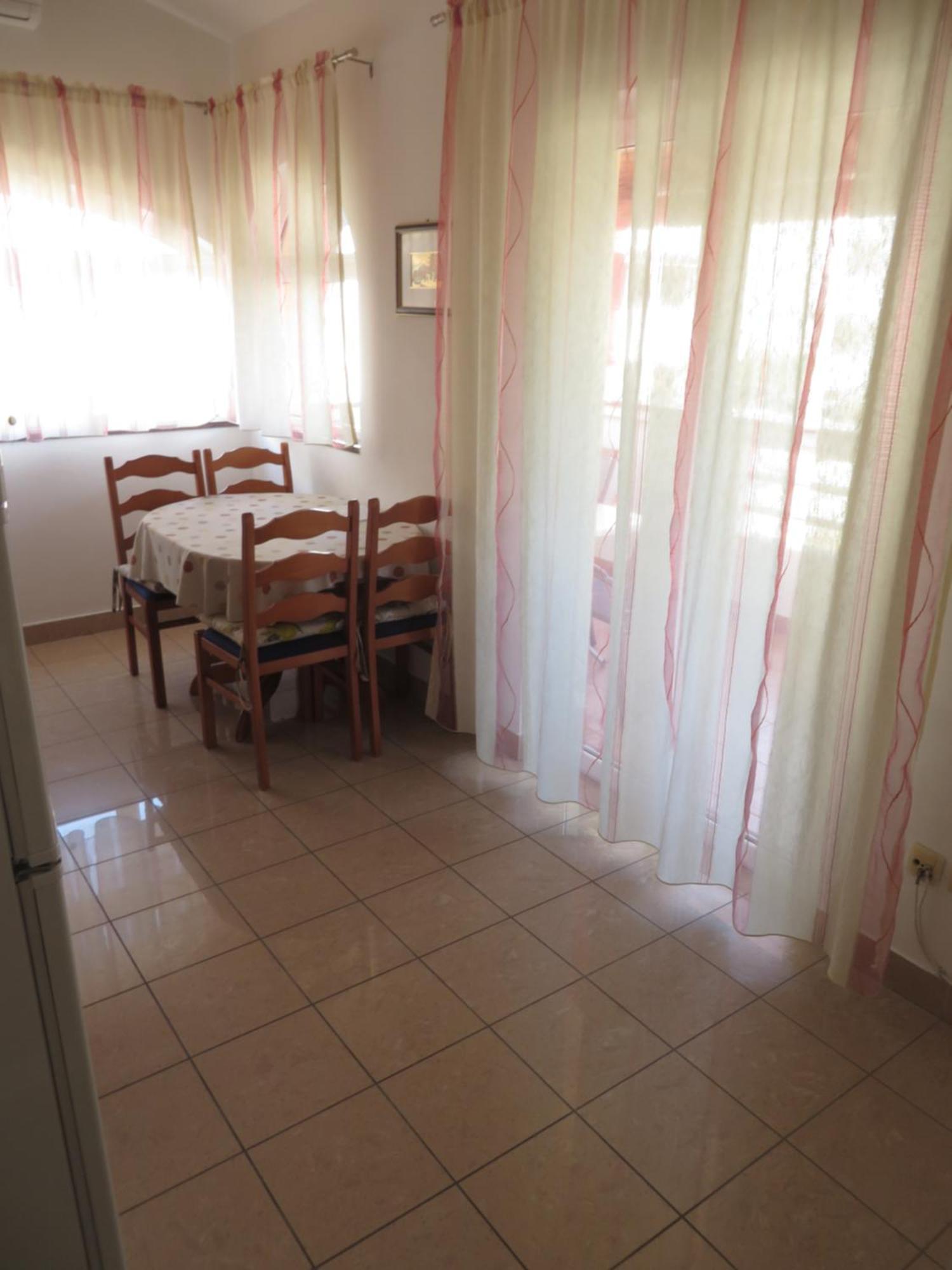 Apartments Gloria Biograd Na Moru Ruang foto