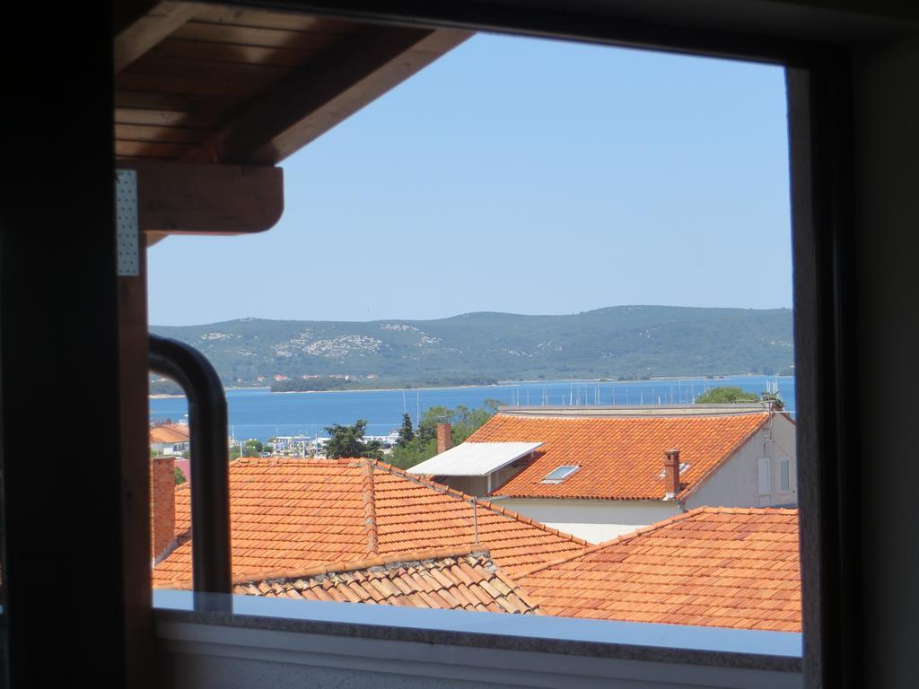 Apartments Gloria Biograd Na Moru Bagian luar foto