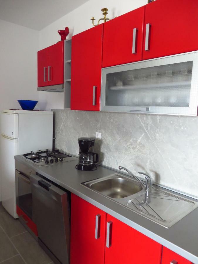Apartments Gloria Biograd Na Moru Bagian luar foto